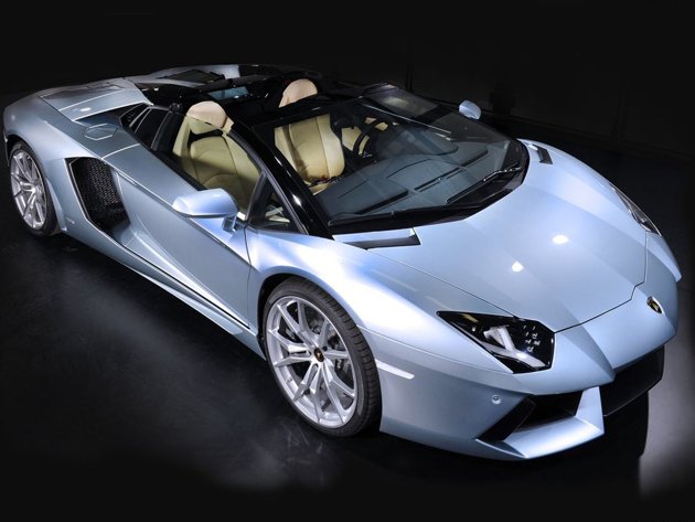 La Lamborghini Aventador Roadster