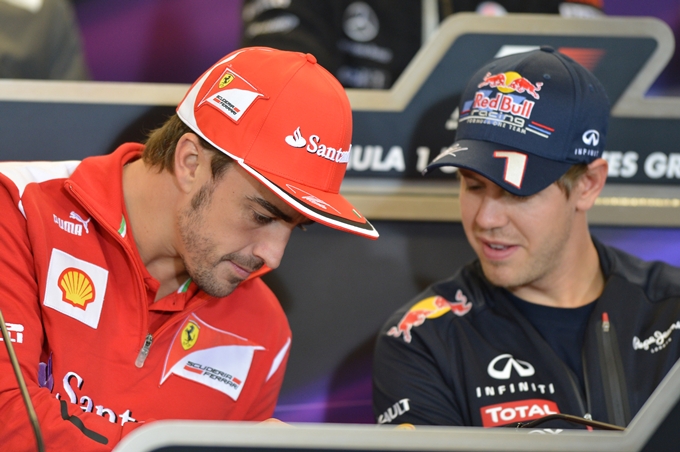 Alonso e Vettel insieme in conferenza stampa