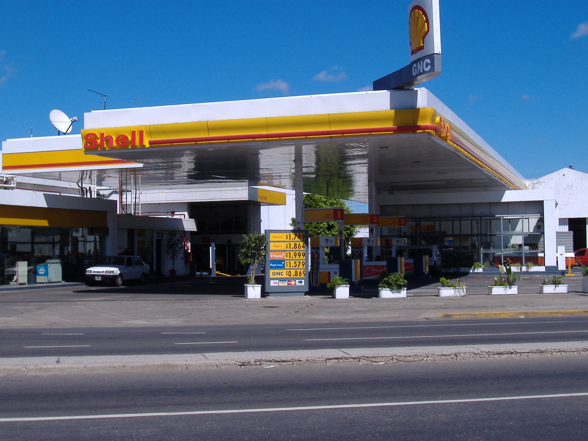 Un'area di servizio Shell
