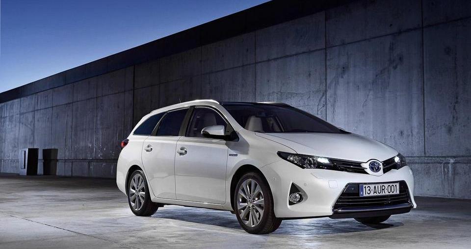 La nuova Toyota Auris Sports Touring