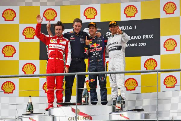 Il podio del GP con Vettel sul gradino più alto
