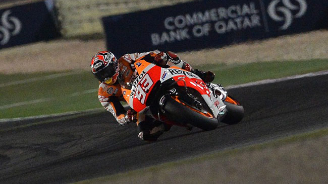 Marquez ha vinto la gara dopo uno splendido duello con Valentino Rossi