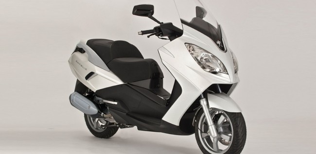 Il nuovo Peugeot Satelis 300