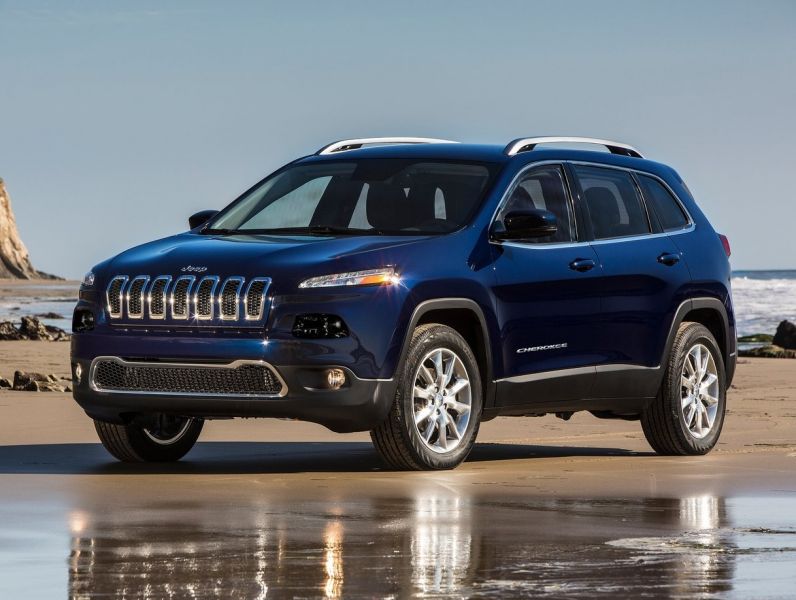 La nuova Jeep Cherokee stata richiamata