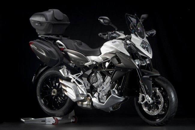 La MV Agusta Stradale 800