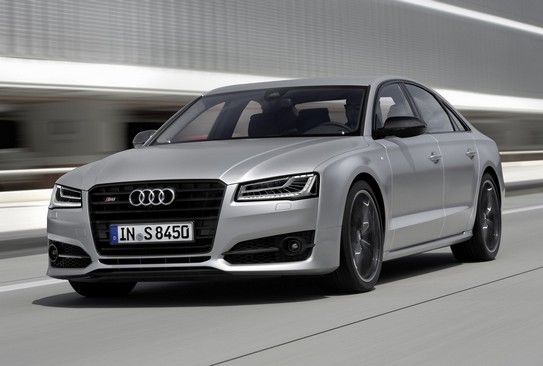 La nuova Audi S8 Plus