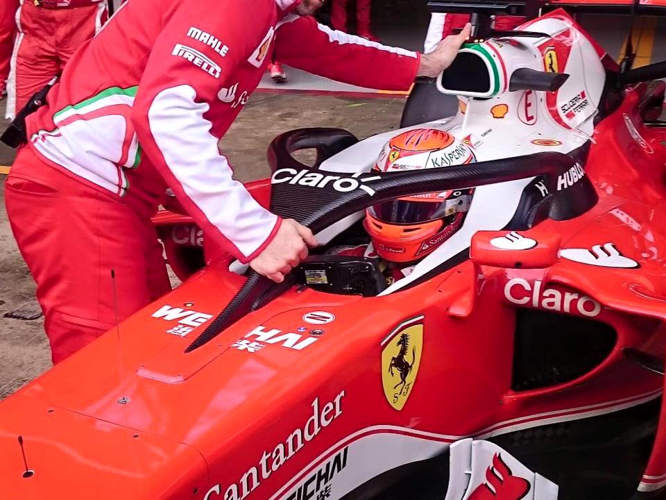 La Ferrari SF16-H di Raikkonen con l'Halo installato