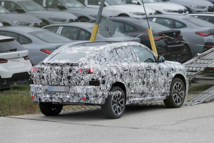 BMW X2 retro - tuttosuimotori.it