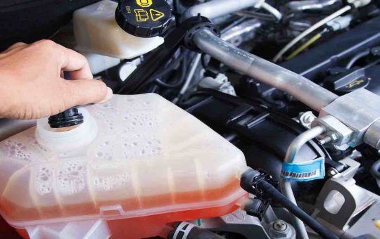 colore-liquido-raffrettamento-tuttosuimotori.it