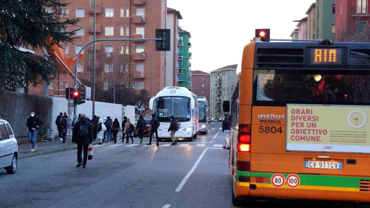 bonus-abbonamento-trasporto-pubblico-tuttosuimotori.it