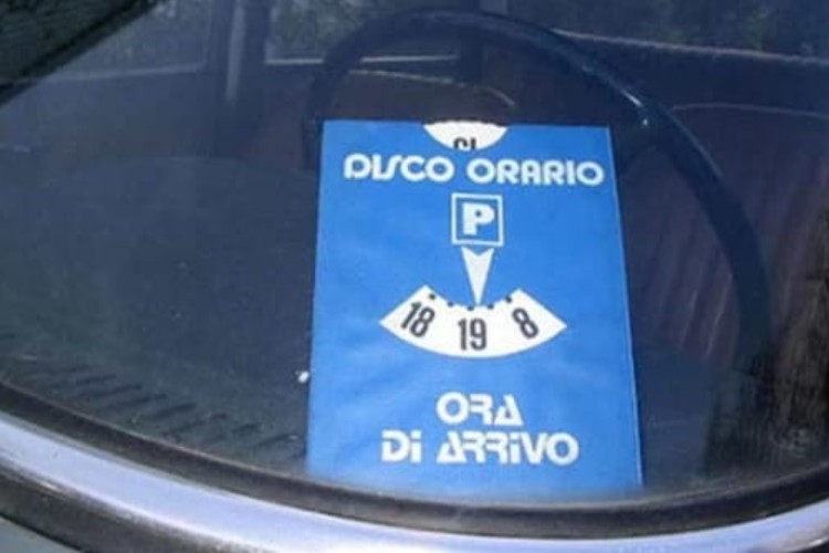 disco-orario-scaduto-tuttosuimotori.it