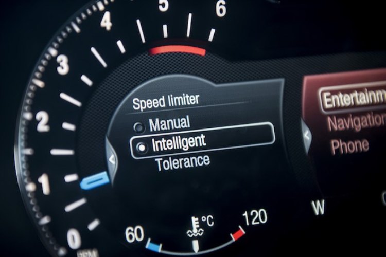 speed-intelligent-assist-tuttosuimotori.it