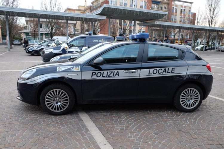 auto-polizia-locale-tuttosuimotori.it