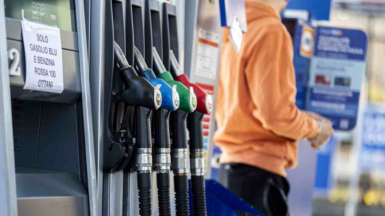 benzina-caro-carburante-tuttosuimotori.it