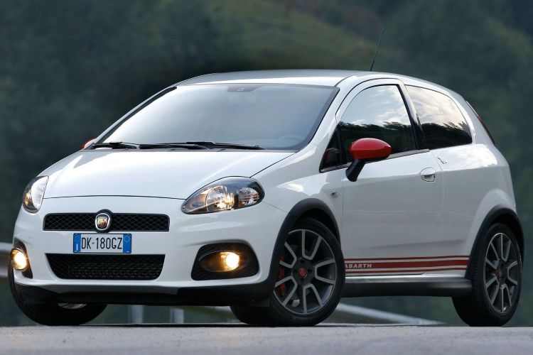 fiat-grande-punto-abarth-2008-tuttosuimotori.it