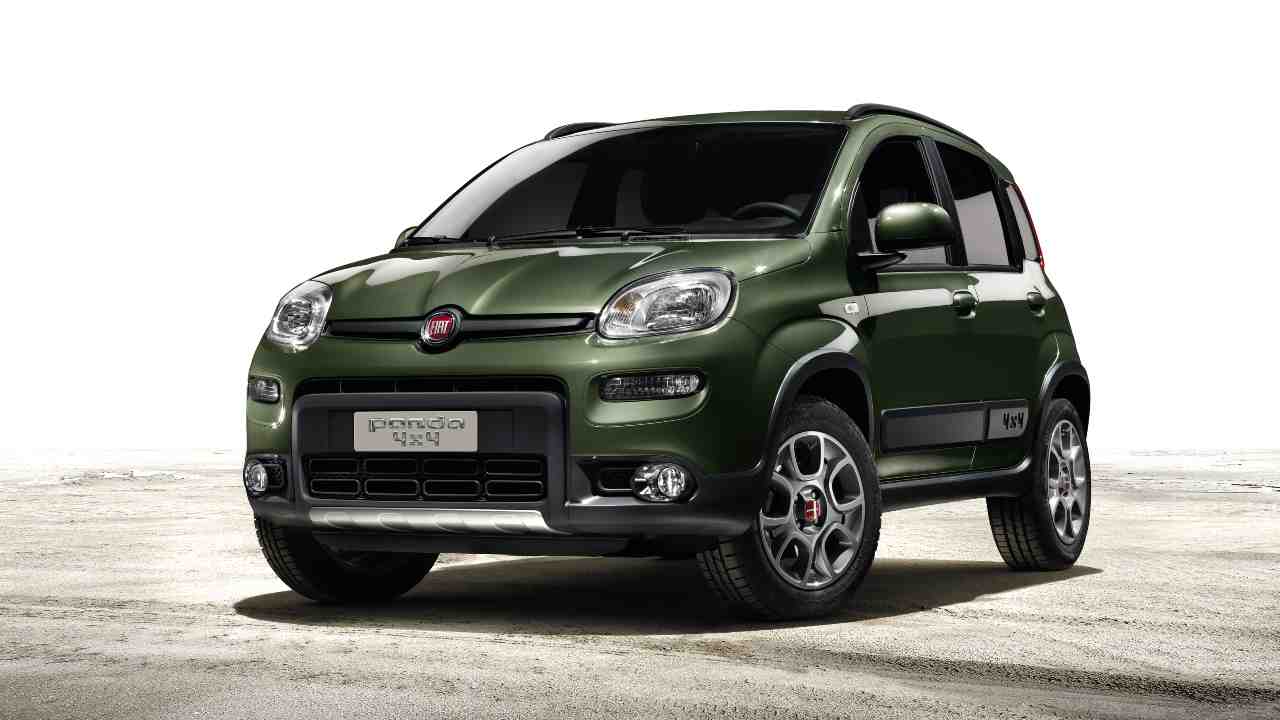 nuova-fiat-panda-4x4-2023-tuttosuimotori.it