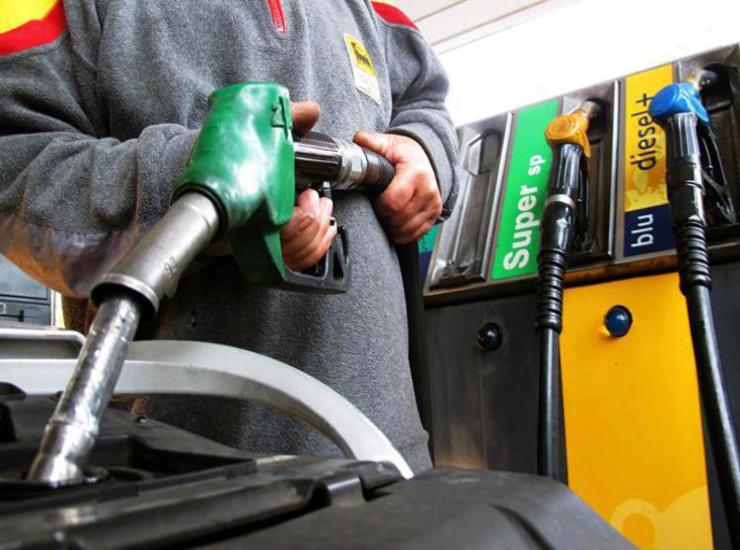 I prezzi della benzina in costante aumento