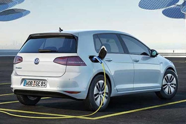 volkswagen-e-golf-tuttpsuimotori.it