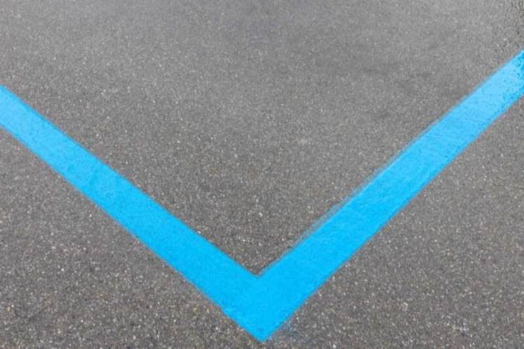 Parcheggio strisce blu - tuttosuimotori.it