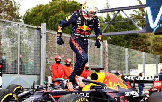 spavento verstappen - tuttosuimotori.it