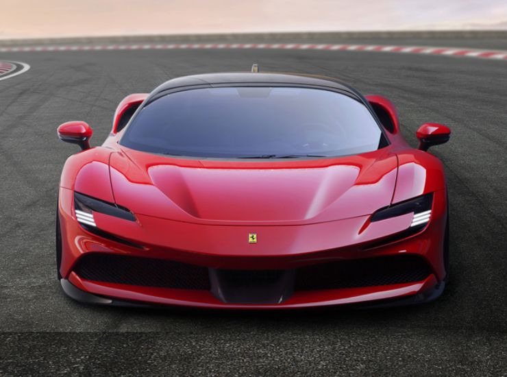 Ferrari di SF90 Stradale, le supercar e i ladri