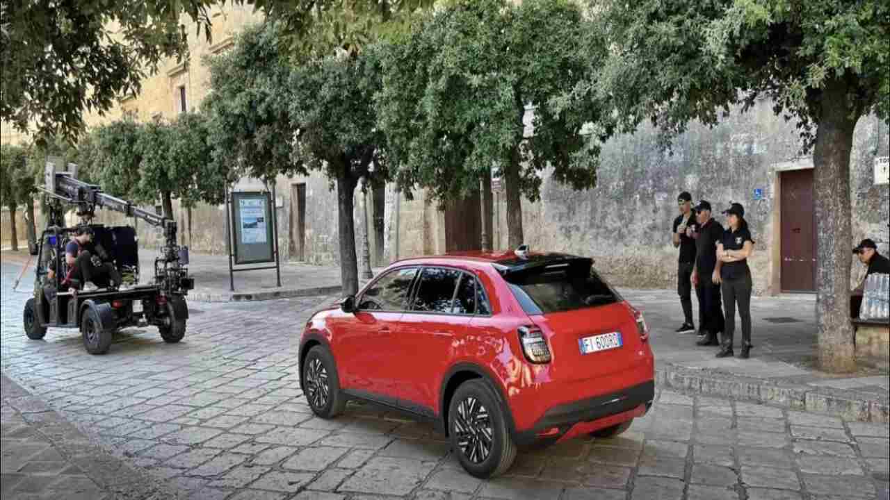 Nuova Fiat 600, lo spot a Lecce