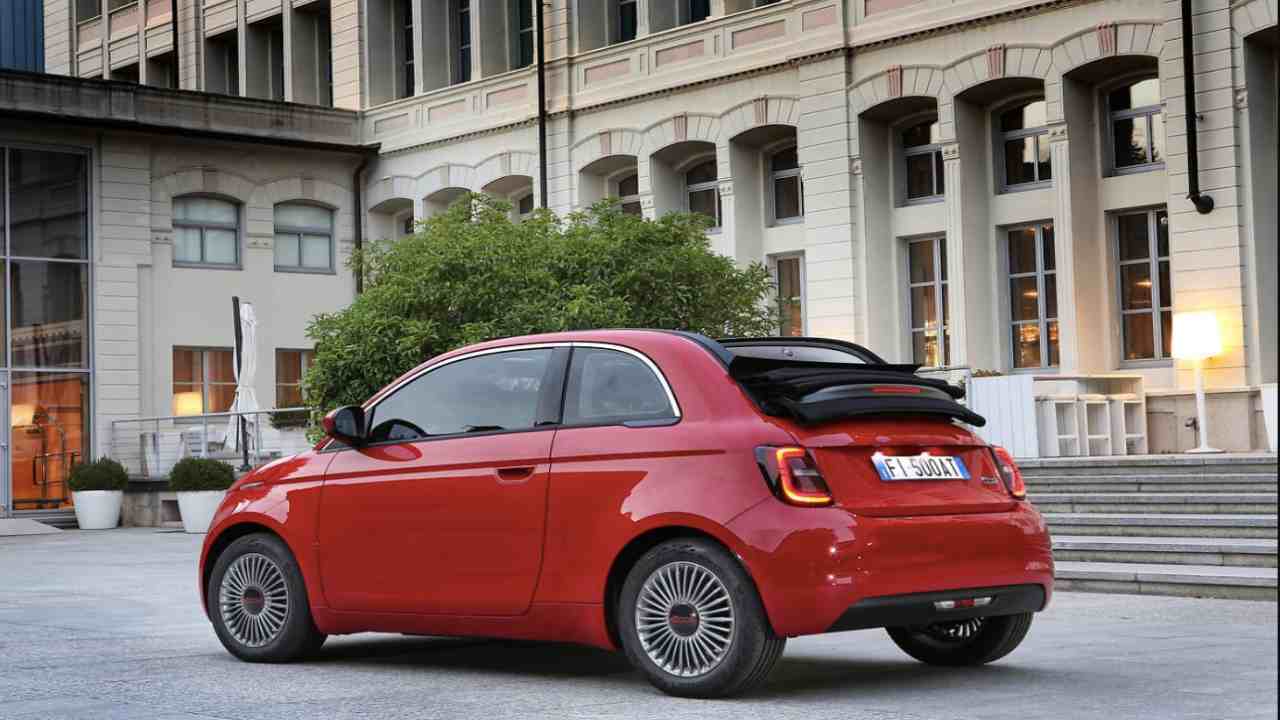 Fiat 500e Cabrio RED