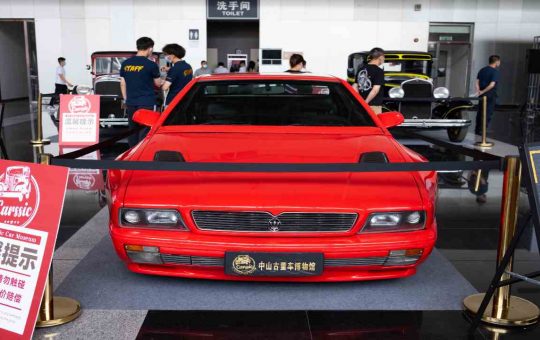 Maserati Shamal