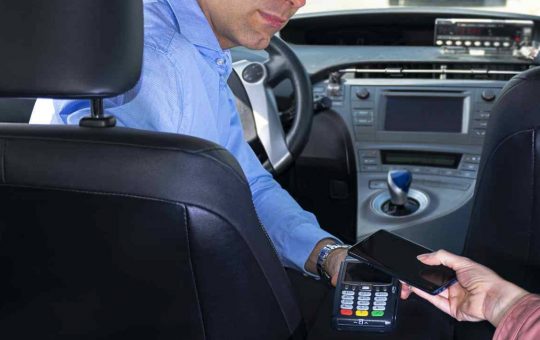Pagamento POS in taxi