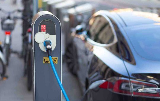 Ricarica auto elettrica - tuttosuimotori.it