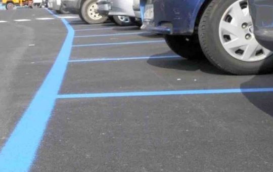 Strisce blu per parcheggio - Tuttosuimotori.it