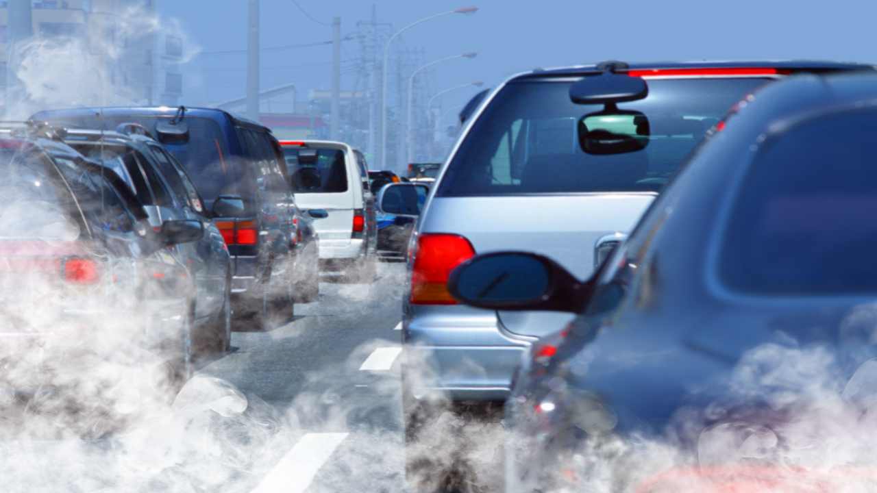 Traffico auto inquinamento