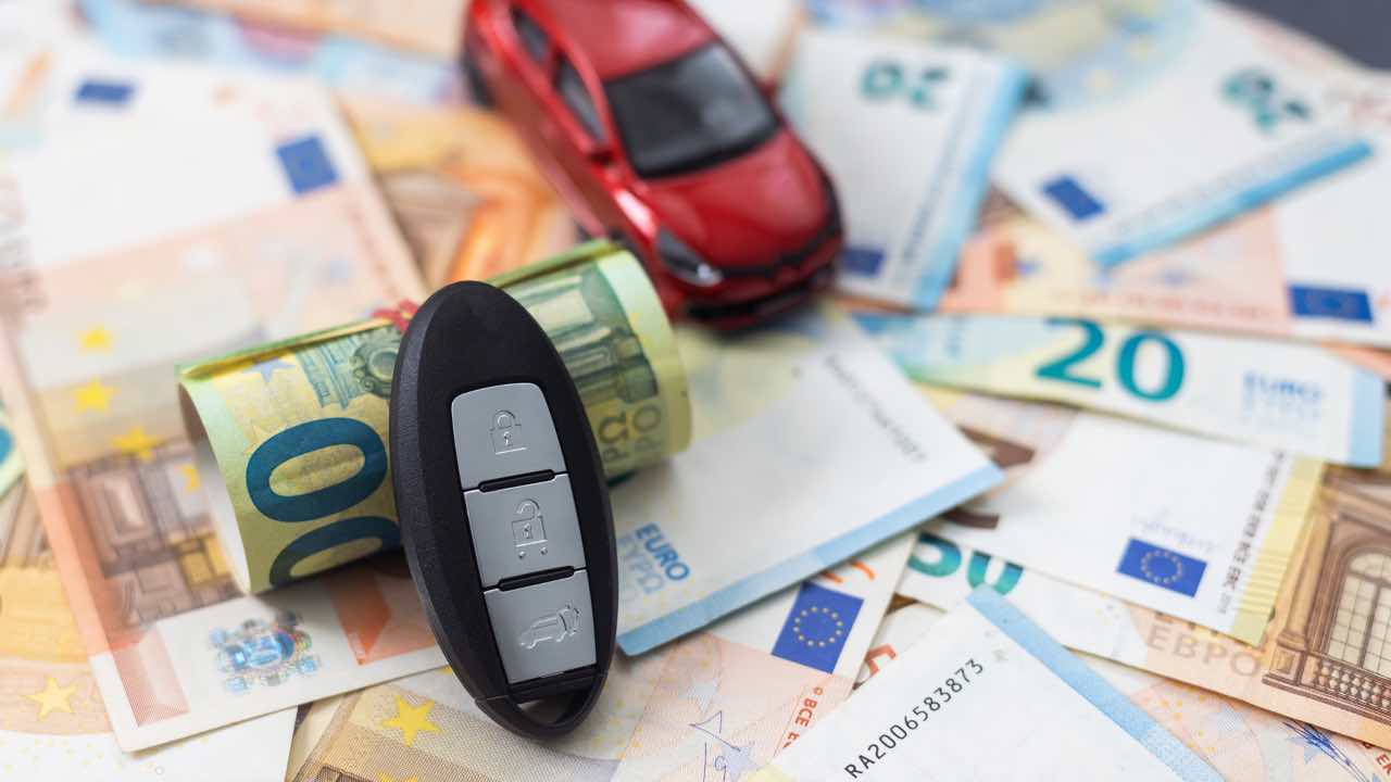 Acquisto auto in contanti - Tuttosuimotori.it