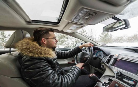 Conducente con cappotto