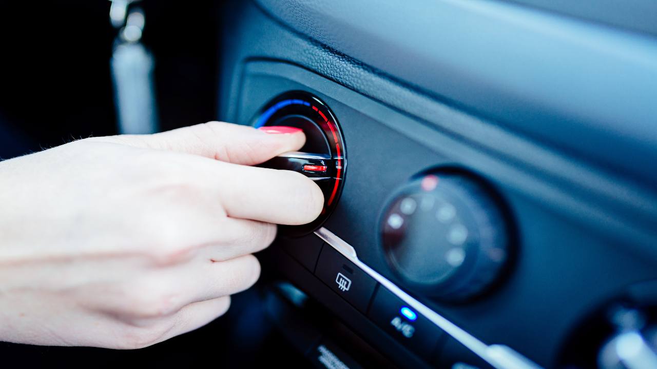Regolazione riscaldamento auto