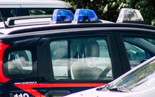 carabinieri e posto di blocco - tuttosuimotori.it