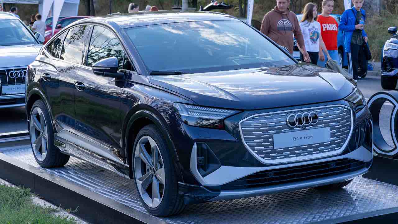 Audi Q4 E-Tron - fonte_depositphotos - tuttosuimotori.it