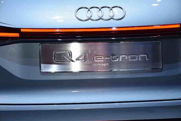 Audi Q4 e-tron - fonte_depositphotos - tuttosuimotori.it