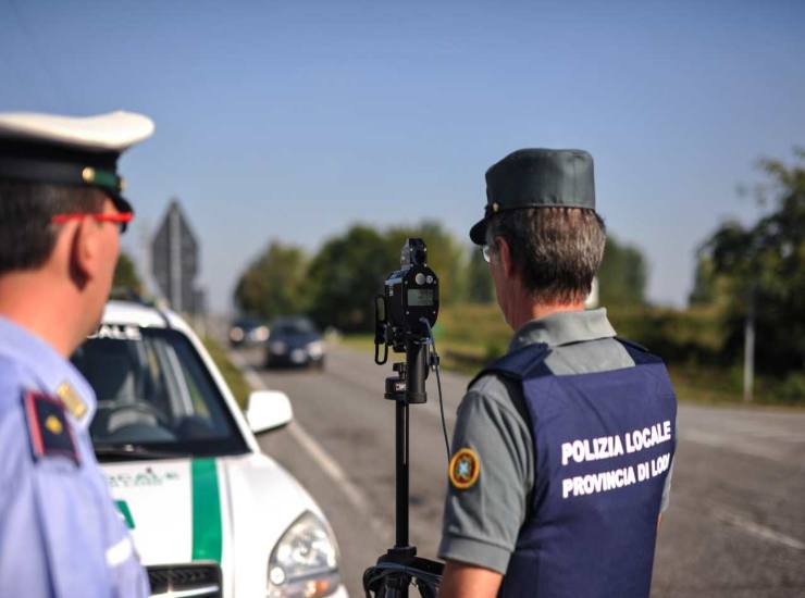 Posto di blocco controllo velocità