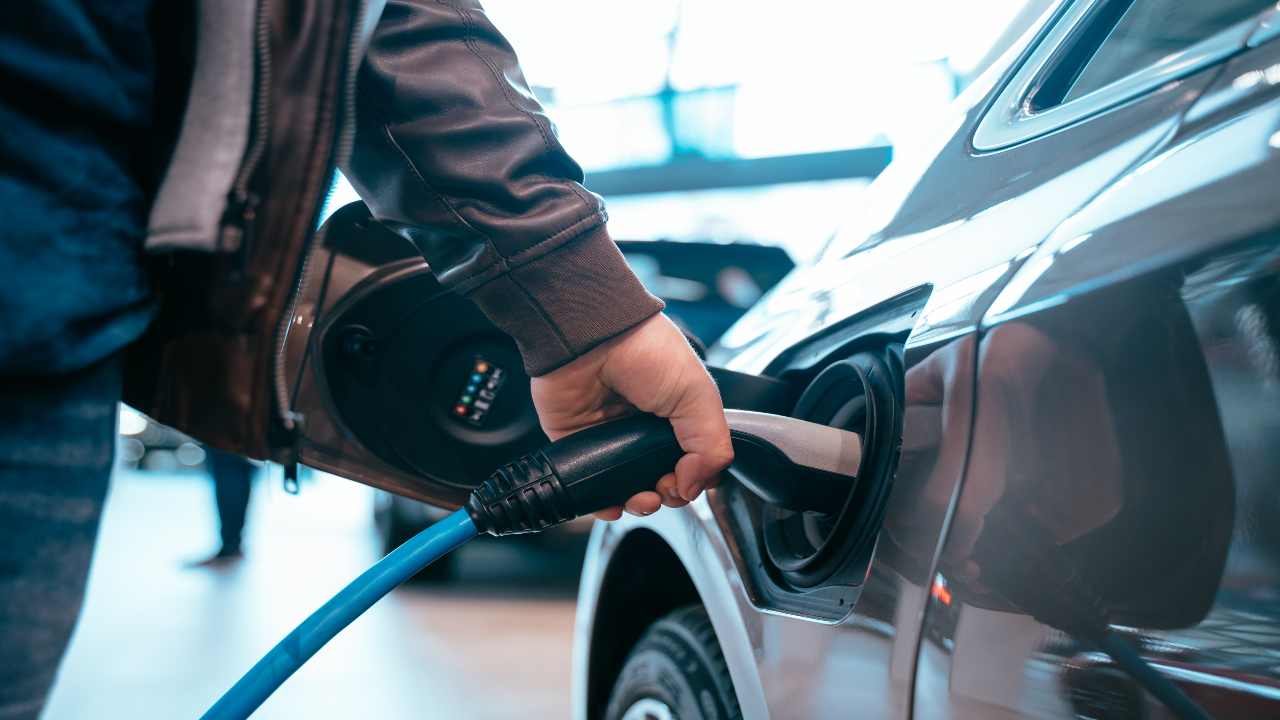 Ricarica auto elettrica