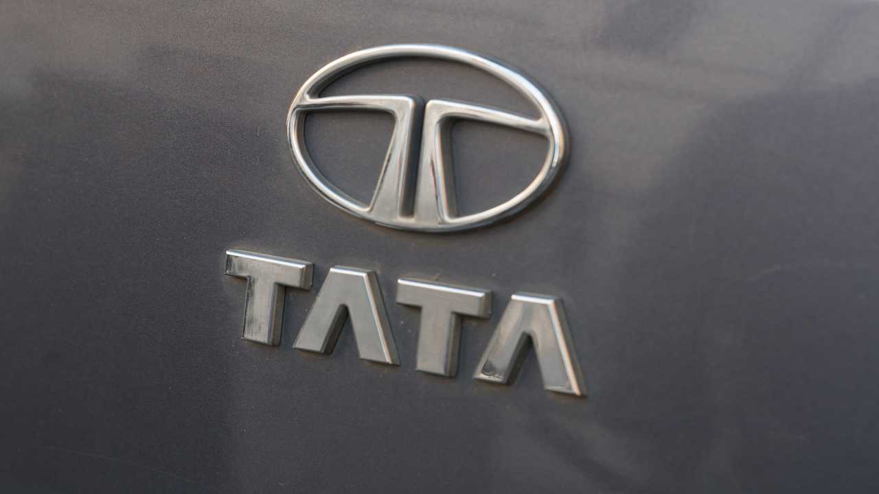 Tata Badge