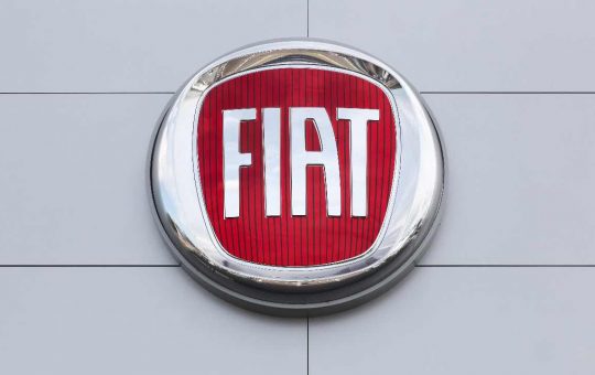 Fiat - fonte_adobe - tuttosuimotori.it