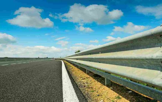 Guardrail-depositphotos-tuttosuimotori.it