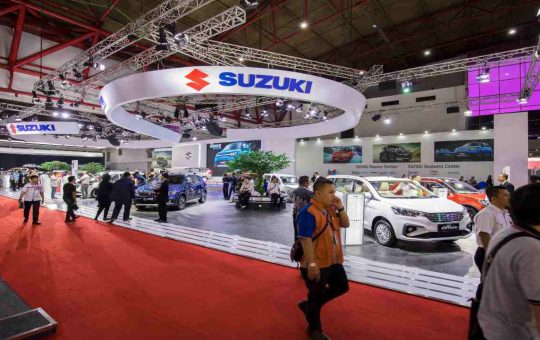 Stand Suzuki