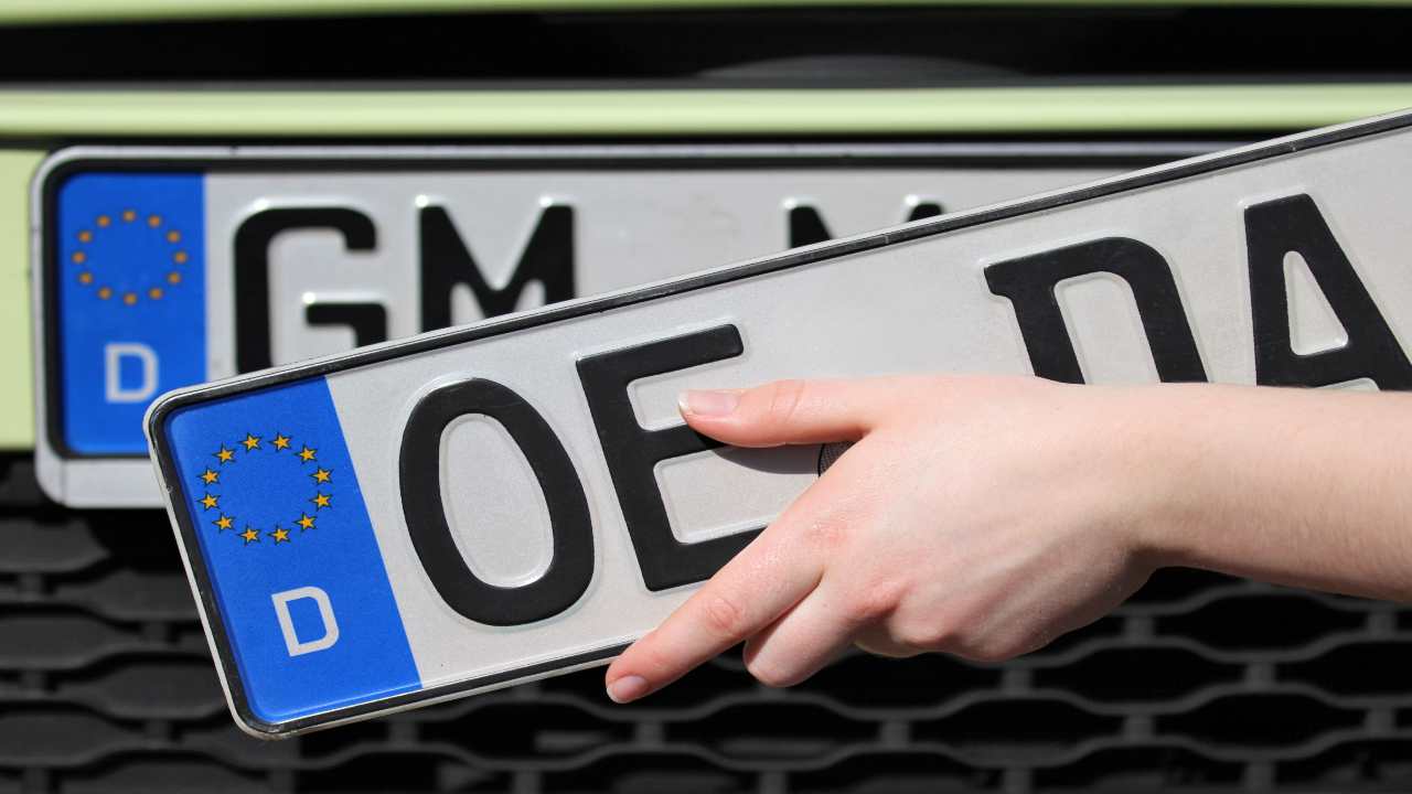 Targhe auto straniere