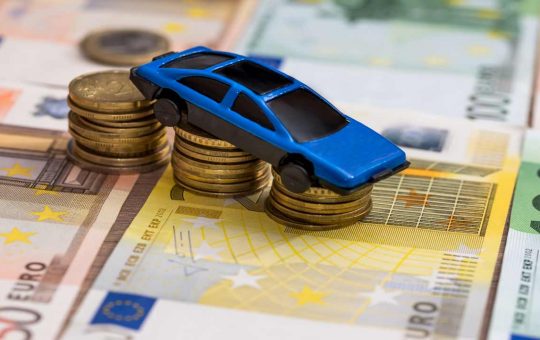 Rialzi costi assicurazione auto