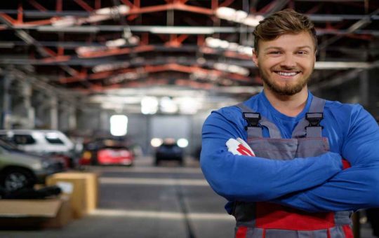 finti meccanici - depositphotos - tuttosuimotori.it