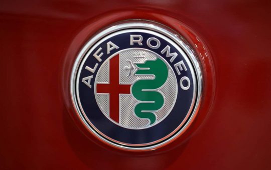 Alfa Romeo - fonte_depositphotos - tuttosuimotori.it