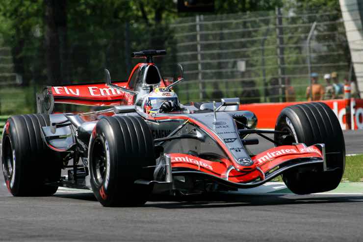 Juan Pablo Montoya in McLaren - fonte_depositphotos - tuttosuimotori.it