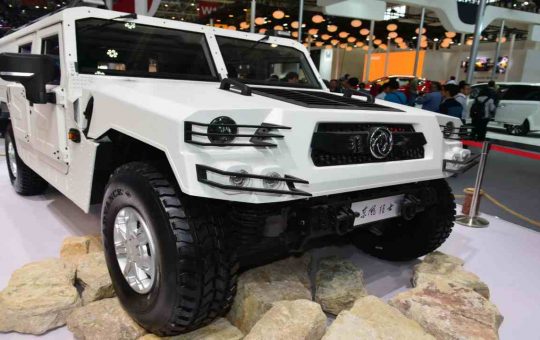 Un SUV del brand Mengshi DongFeng Motor (Depositphotos)-tuttosuimotori.it